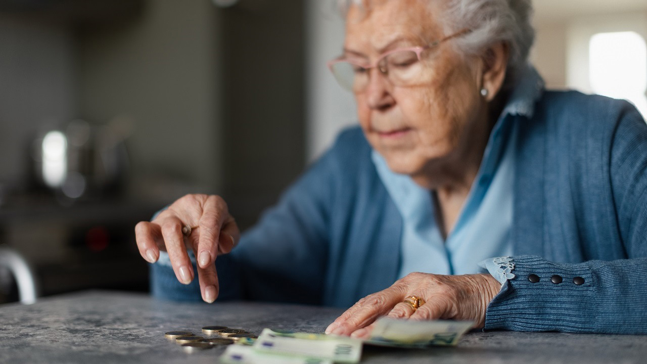 Nämä eläkeläiset saavat lisäkorvauksen vuonna 2026: päivämäärä ja ehdot.