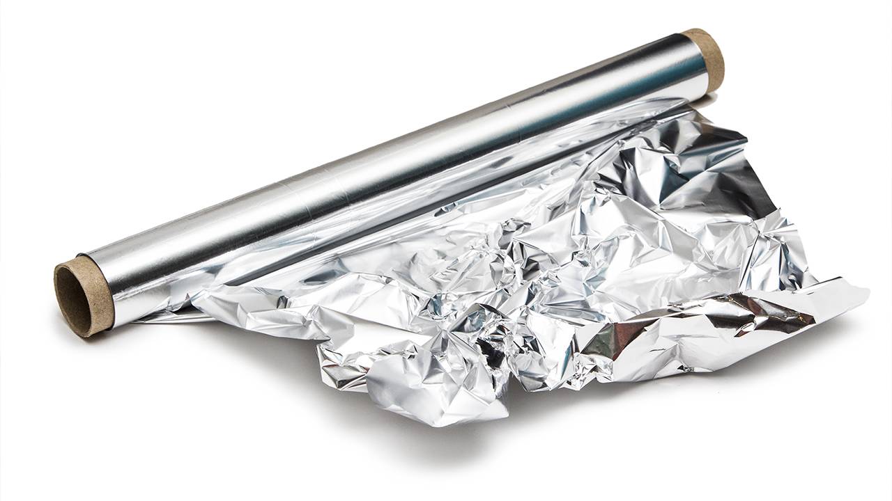 Alumiinifolion temppu ovenkahvassa: mihin sitä tarvitaan