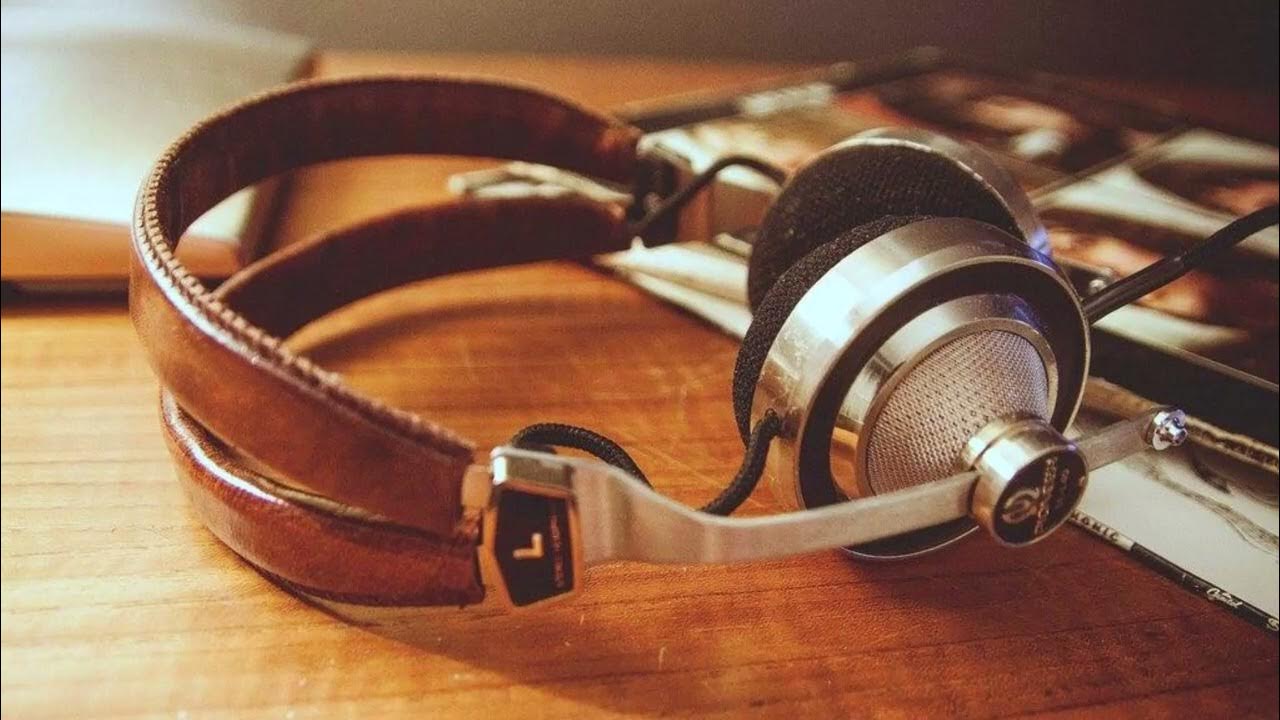 Kierrätys: Säilytä vanhat kuulokkeet ja muuta ne kauniiksi koristeeksi kotiisi.