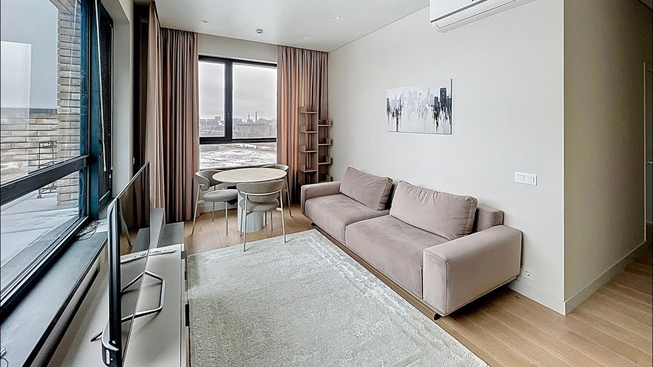 Vuokralaki sanoo selvästi, että vuokranantaja ei voi irtisanoa vuokrasopimusta vuokralaisen kanssa viiden 5 aikana, vaikka se tapahtuisi lyhyemmällä varoitusajalla.