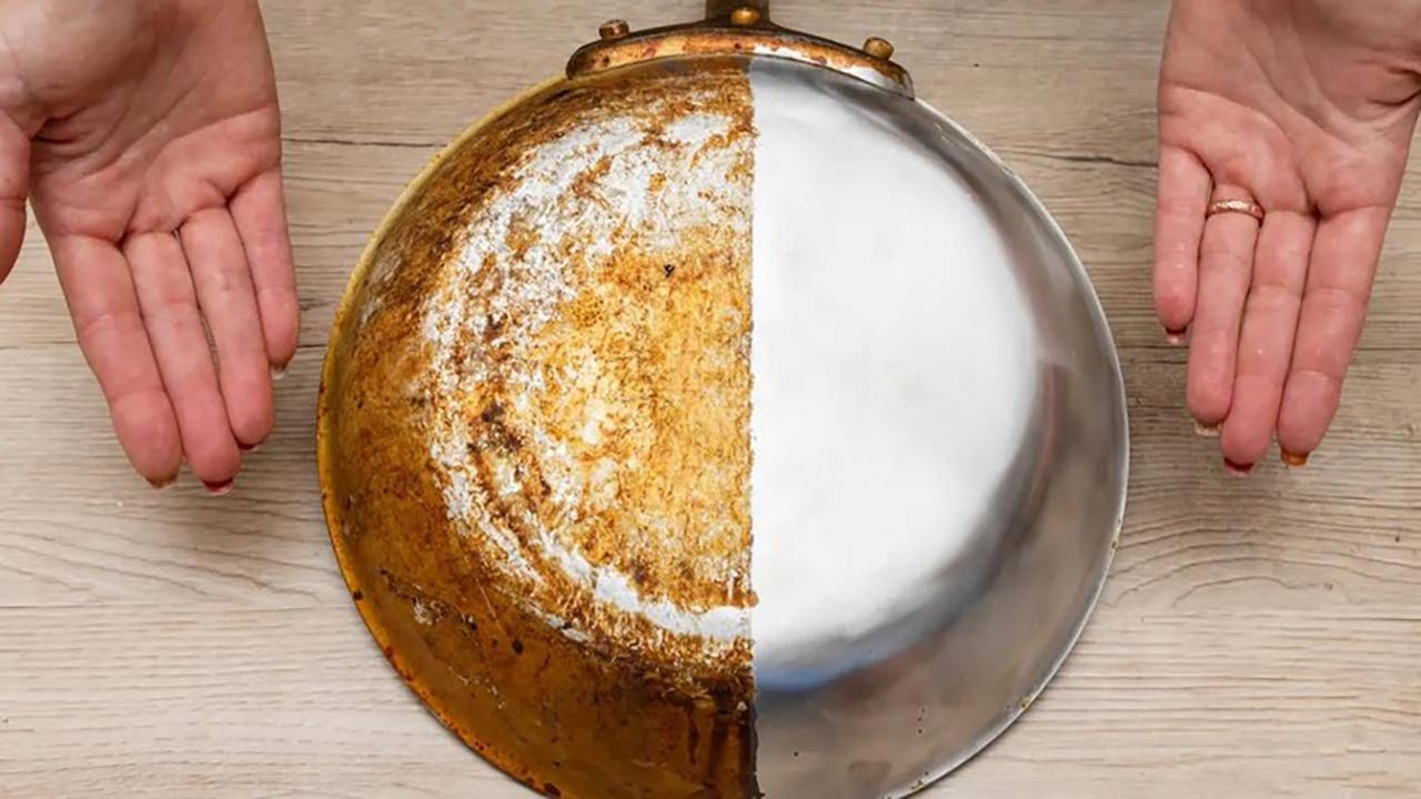 Kotona voit poistaa ruskeat tahrat paistinpannusta muutamassa minuutissa ja vaivattomasti.